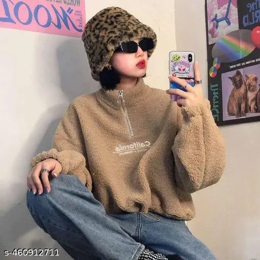 Beige california fleece zipper jacket for winter